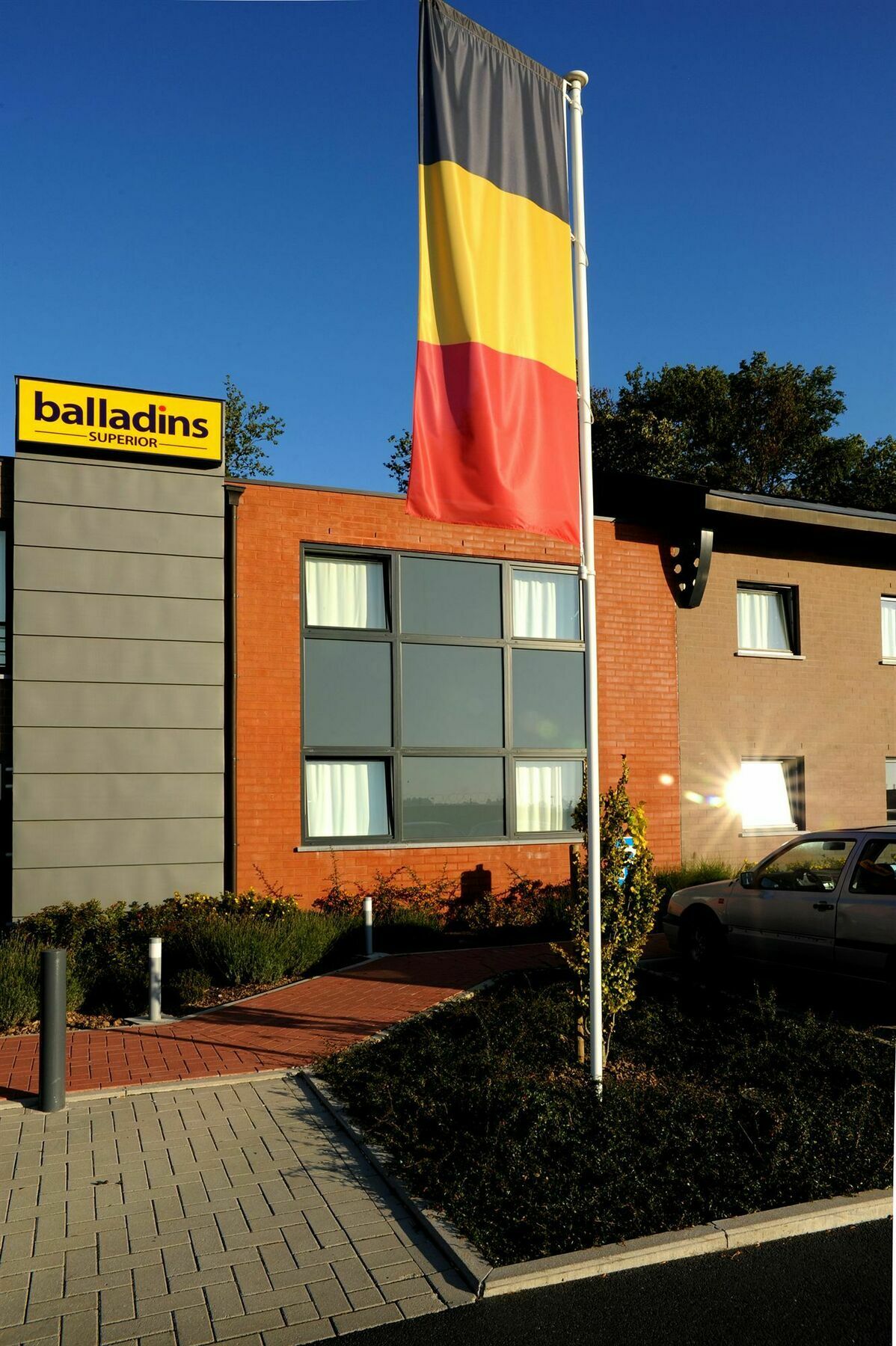 DC Hotel & Restaurant Charleroi Airport Esterno foto